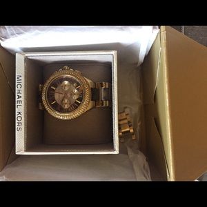 Michael Kors watch (with extra links)
